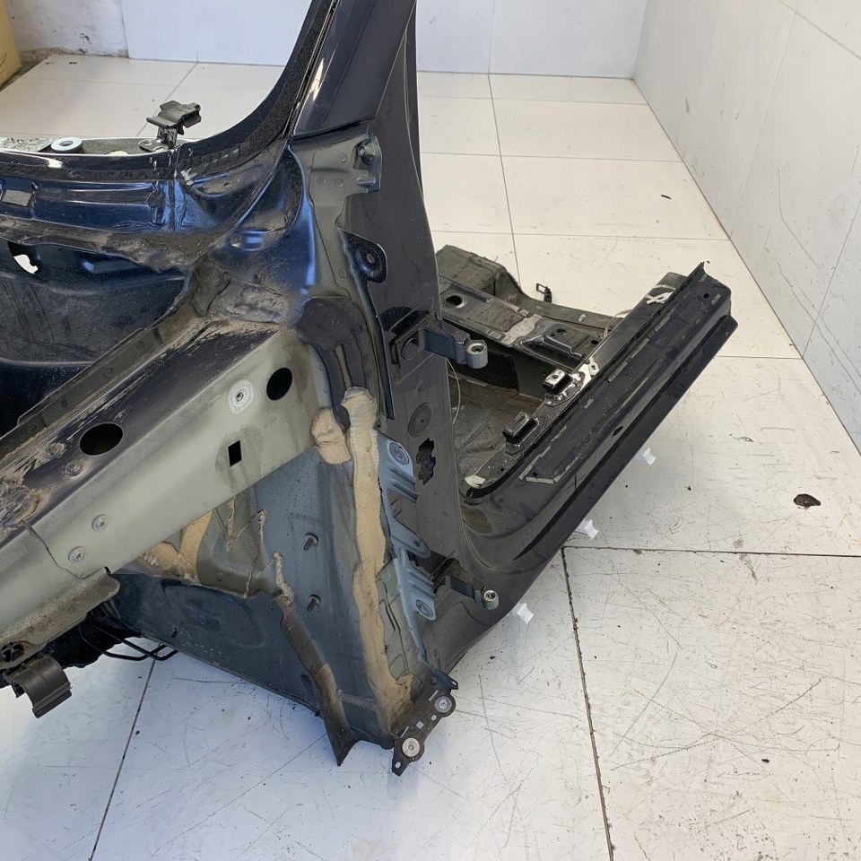 фото №16, Четверть lx5b левая передняя перед порог блок двигателя audi a6 c8 4k 22r