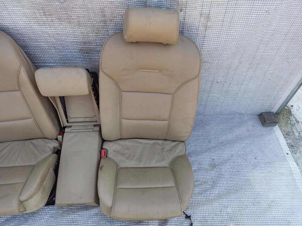фото №8, Audi a8 s8 d3 сиденья задняя кожа 2szt torrone электрический подлокотник 4 os
