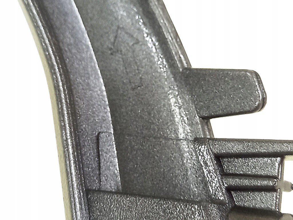 фото №14, 52125-02390 молдинг бампера corolla e21 sedan