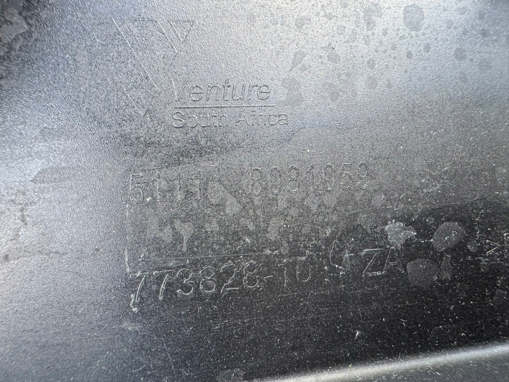 Bmw x3 3 3 g01 m набір 17-24r решітка середня бампера перед 51118081059 в Україні