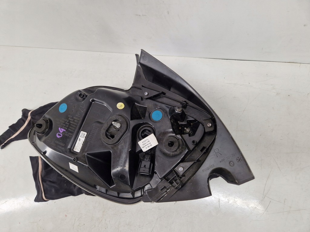 фото №13, Renault zoe lift 19- лампа задня задня права