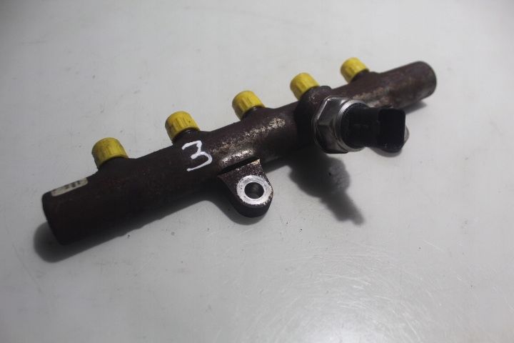 фото №2, Молдинг впрыскная renault clio iii 1.5dci