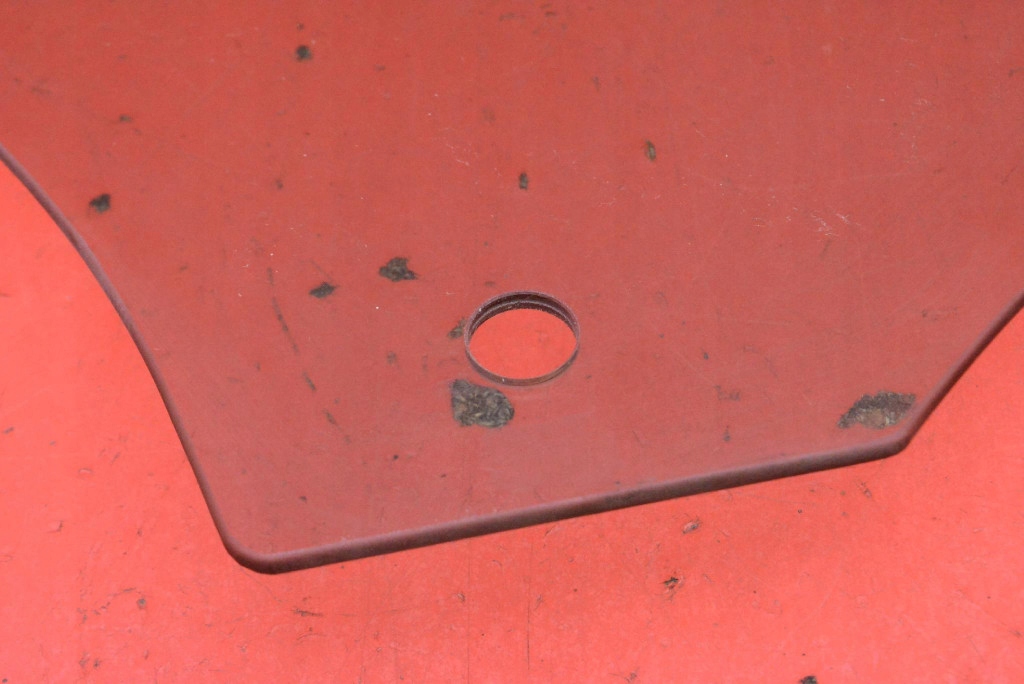 Скло бокове  ліва перед передня vw passat b8 універсал 14-20 Доставка