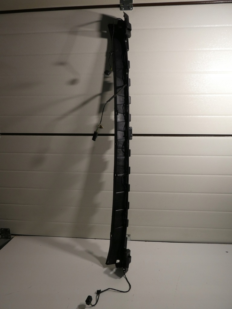 фото №1, Mercedes-benz оригінальний номер dn14119 напрямна бампера