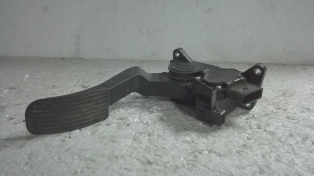 Купить Педаль газа mercedes-benz 02813000504