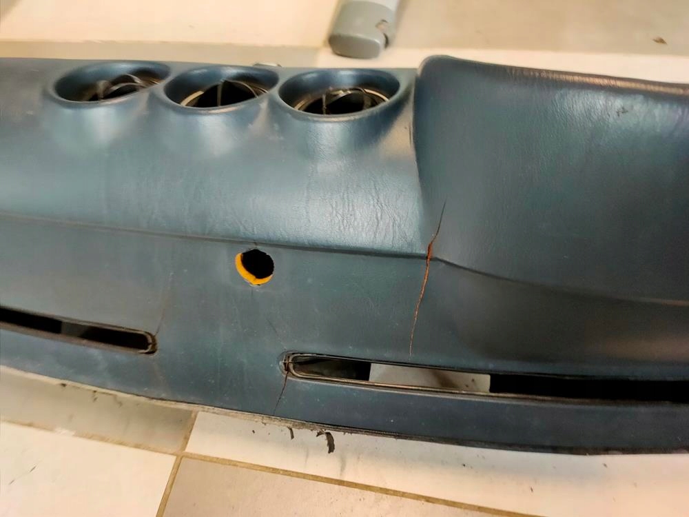 фото №7, Панель приладів приладова панель приладів mercedes 107 granatowy kompletny гарний