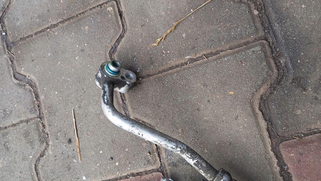 фото №4, Шланг кондиционера kia carnival 02r