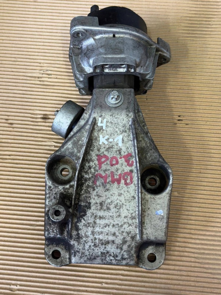 Купить Кронштейн двигателя bmw x5 e70 6777623