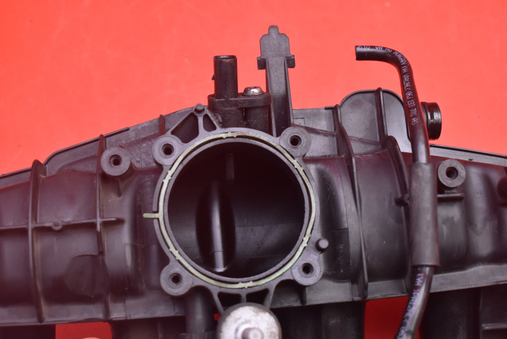 фото №6, Колектор всмоктуючий форсунки 06133185 06j133317m vw passat cc 1.8 tsi 160 km