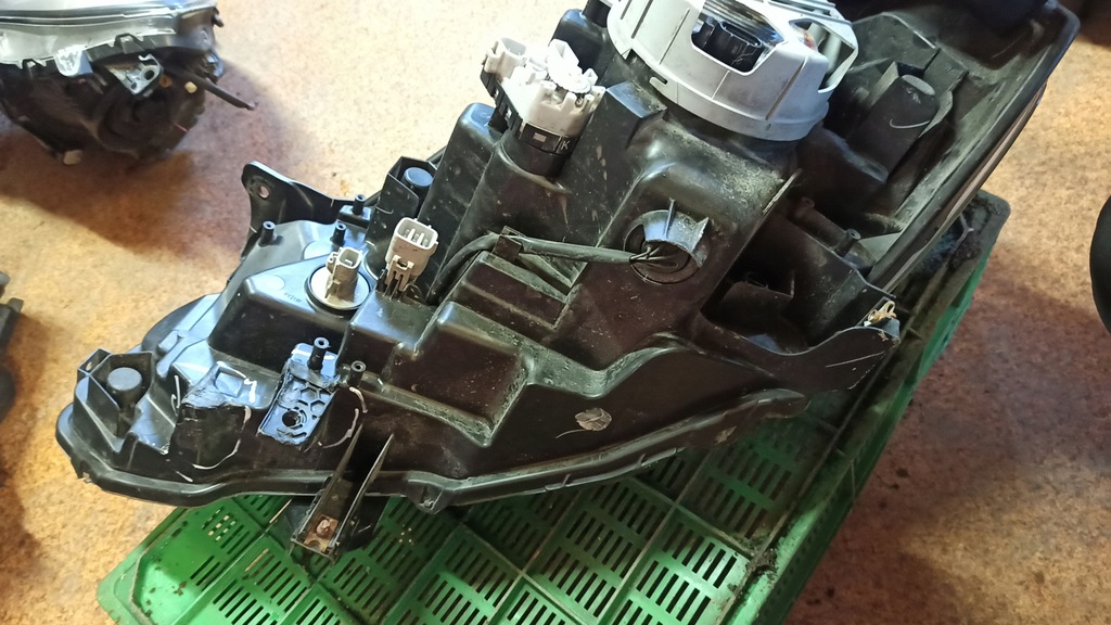 фото №11, Suzuki s-cross sx4 ксенон przed liftem 2013-16r europa лампа правая