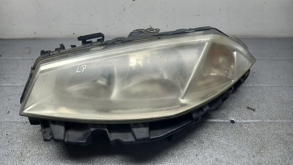 фото №1, Фара левый renault megane kombi 04r