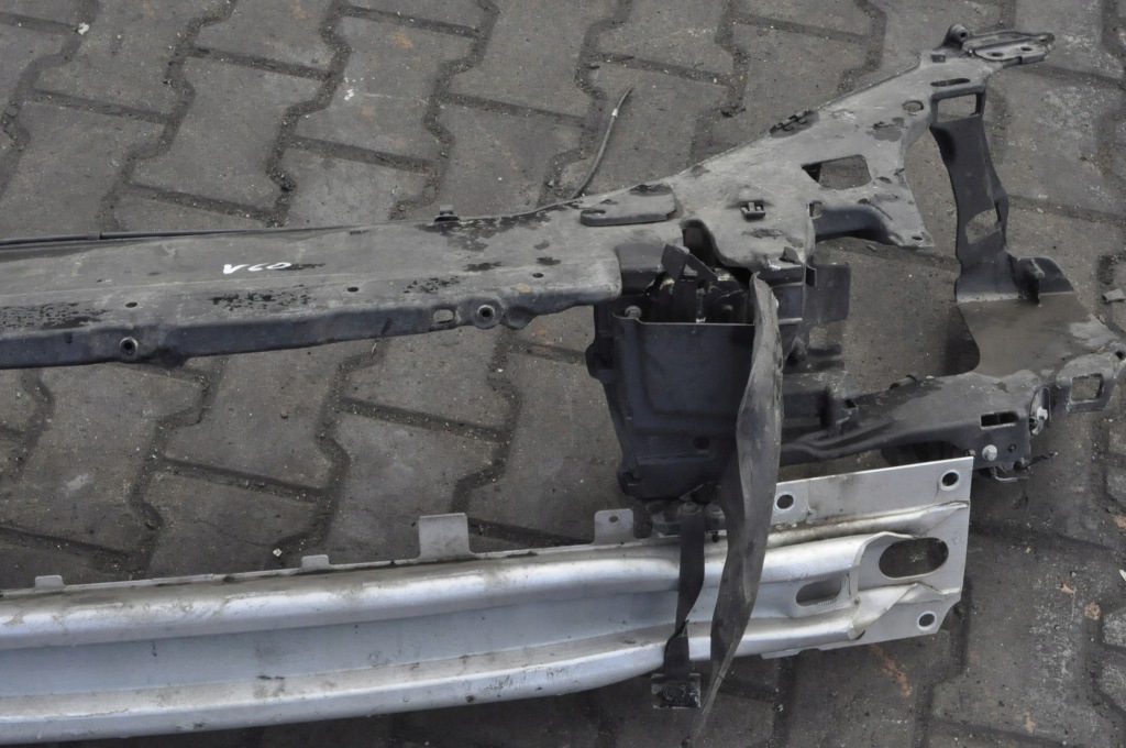 фото №4, Volvo v60 pas передній підсилювач