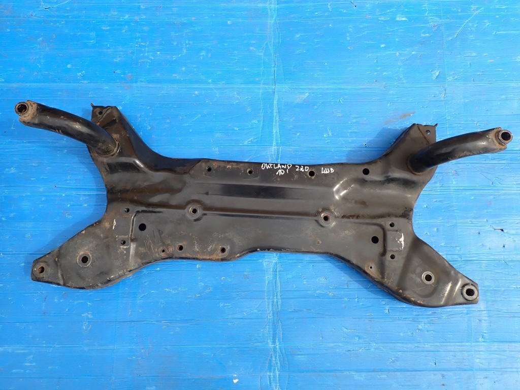 Купити Mitsubishi outlander 2 06- 2.2 did підрамник балка підвіска передній