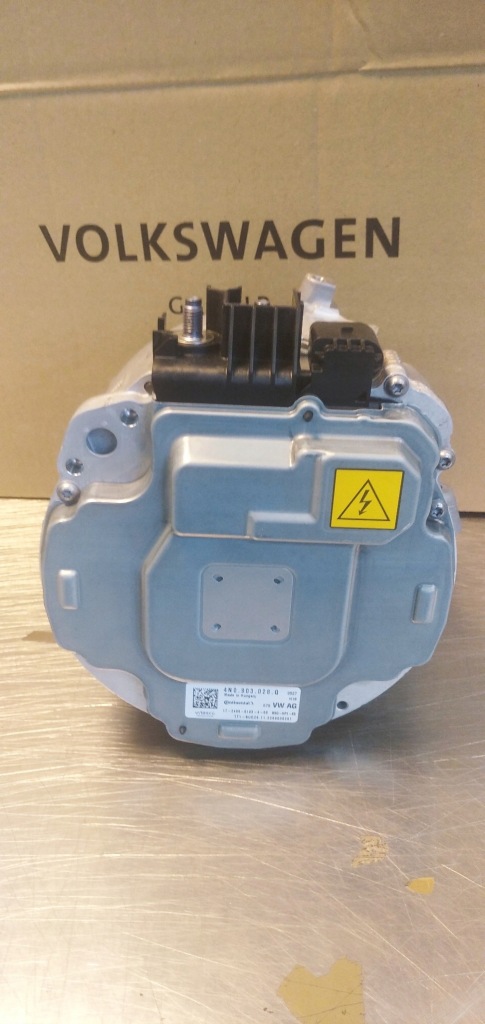 Audi оригінальний номер новий генератор стартер a4/5/6/7/8 q5/7 в Україні