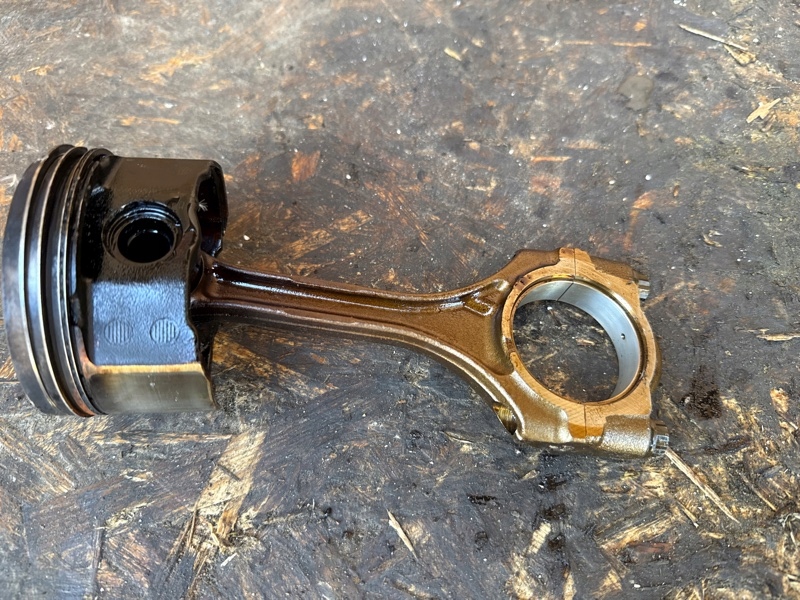 Шатун 1320109790a0 toyota camry 40 06-11 Оригінал