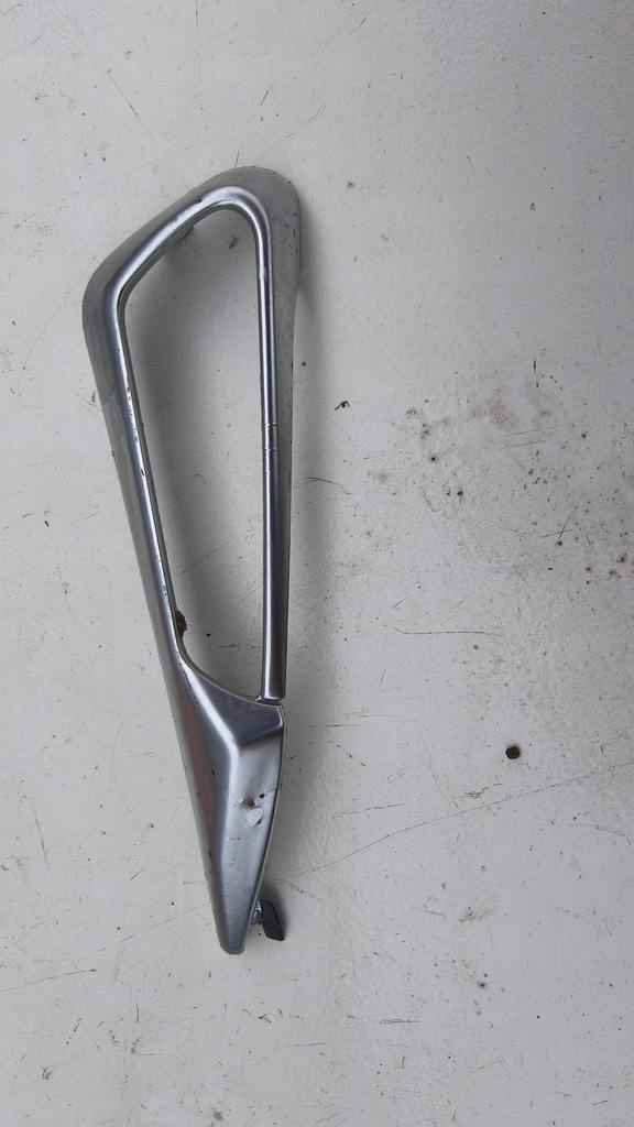 фото №1, Рамка хром решётка радиатора peugeot 2008 i 9673858677