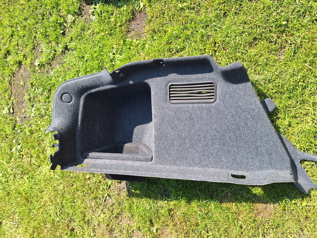 фото №1, Оббивка багажника ліва audi a4 b6 sedan