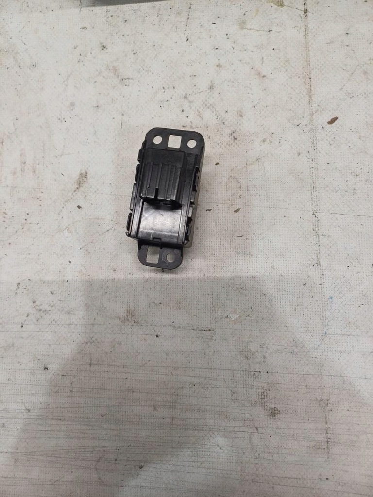 фото №3, Кнопка do тормоза ручного alfa romeo stelvio 01561506080