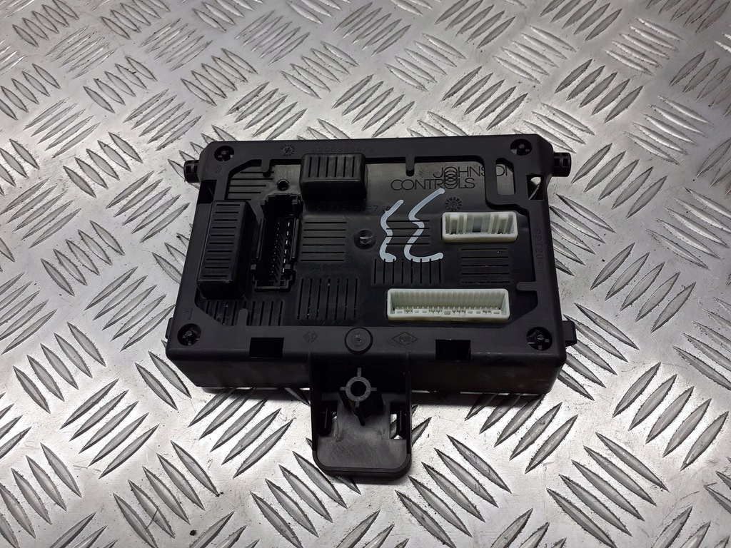 фото №1, Модуль комфорта renault clio iii 8200343733