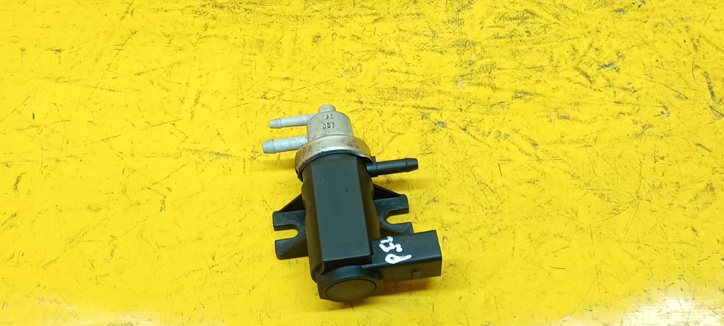 фото №10, Клапан вакуум турбина passat b5 1,9tdi 1j0906627