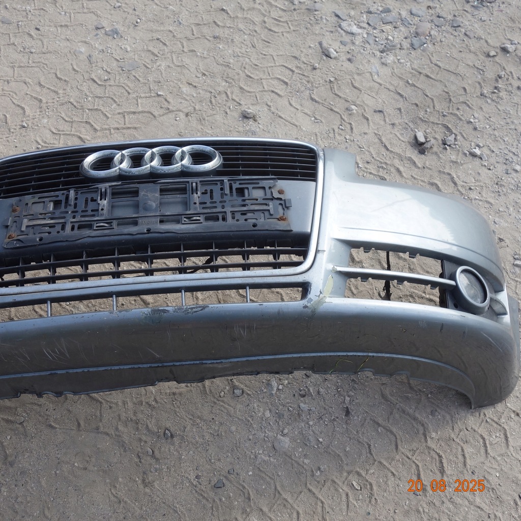 фото №1, Бампер перед решётка радиатора решётка радиатора audi a4 b7 цвет ly7g поцарапанный
