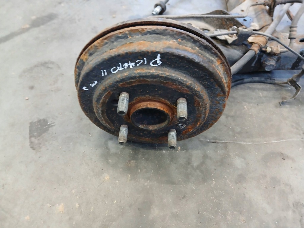 Kia picanto 2 балка підвіска задня вісь  задні 1.0 2011- Київ