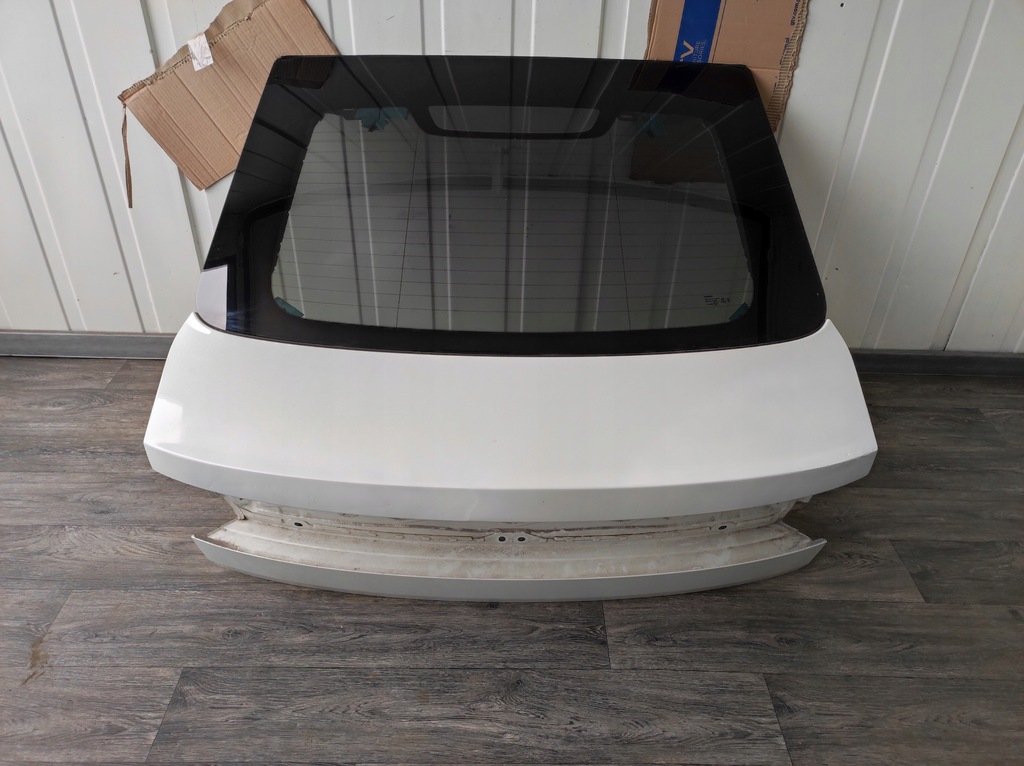 фото №1, Крышка багажника задняя задняя polestar ii с стекло ------ poznań ----- giełda