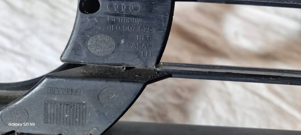 фото №8, Решётка бампера передний левая audi q7 4l