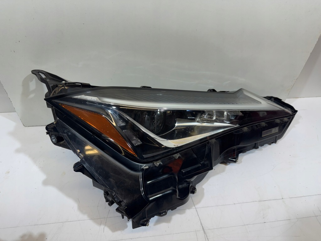 Lexus ux лампа передня права правий перед full led в Україні