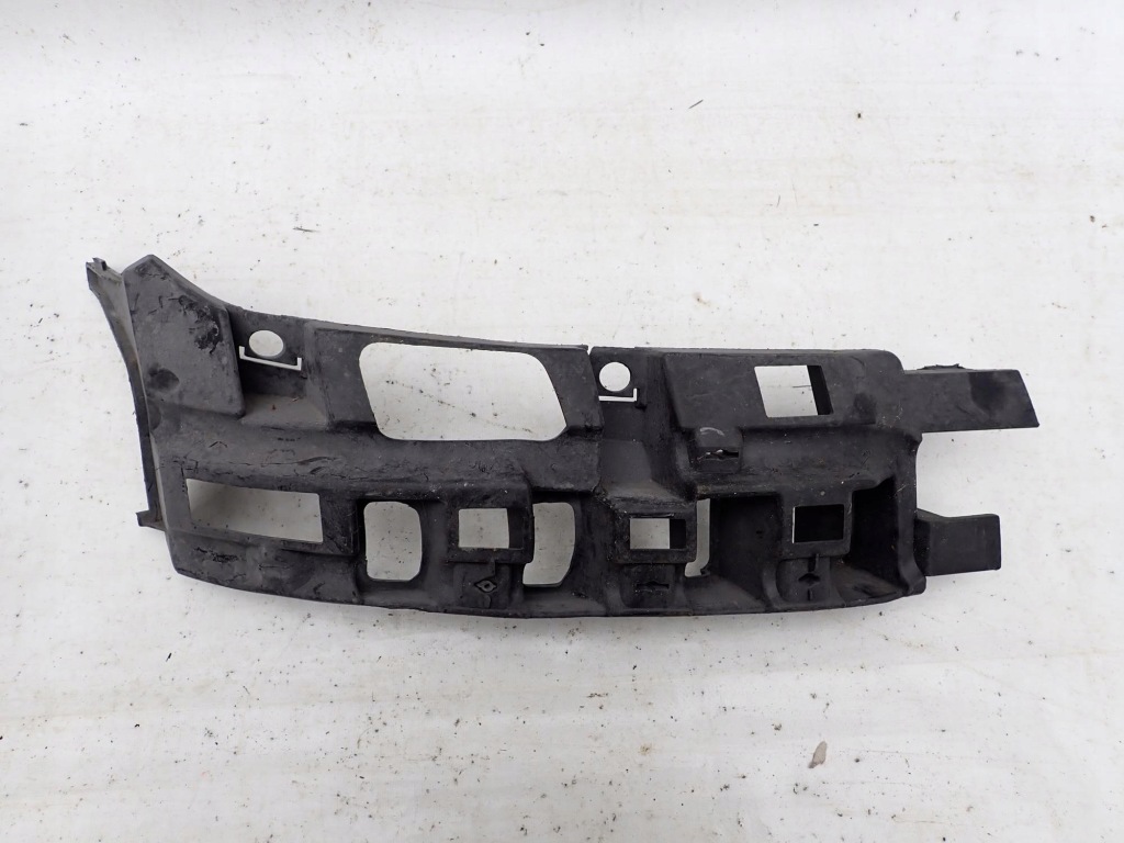 фото №1, Citroen c5 i 1 lift 04-08 кронштейн направляющая правый перед