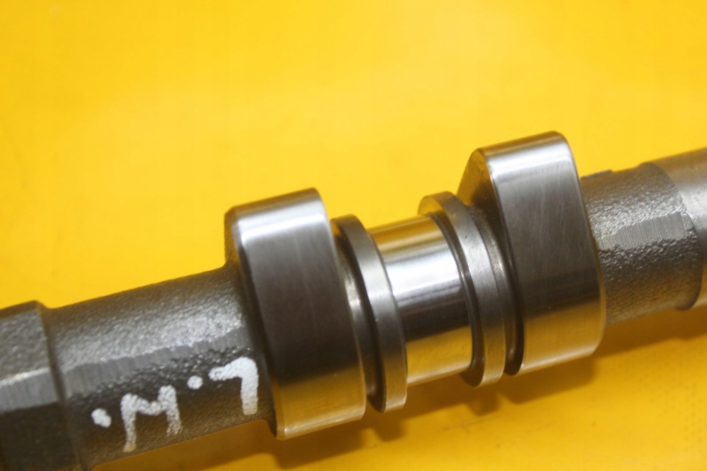 Вал розподільного валу лівий випускний porsche panamera 970 4.8 bit m4870 9482444r в Україні