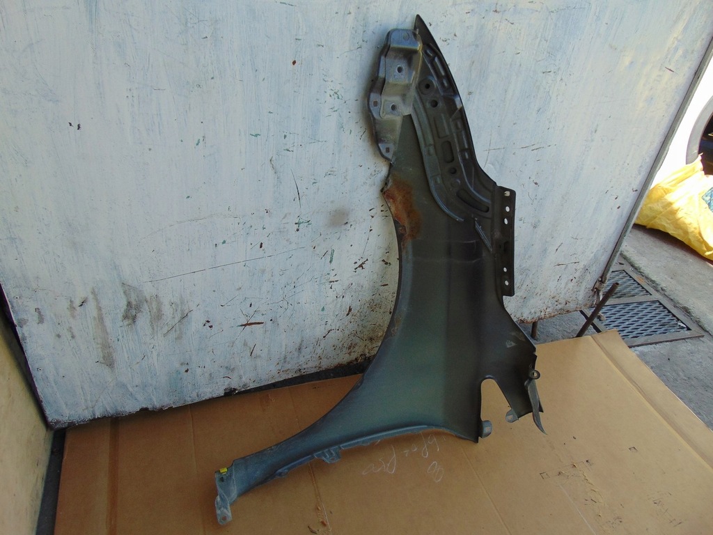 фото №13, Крила правий перед toyota avensis t27