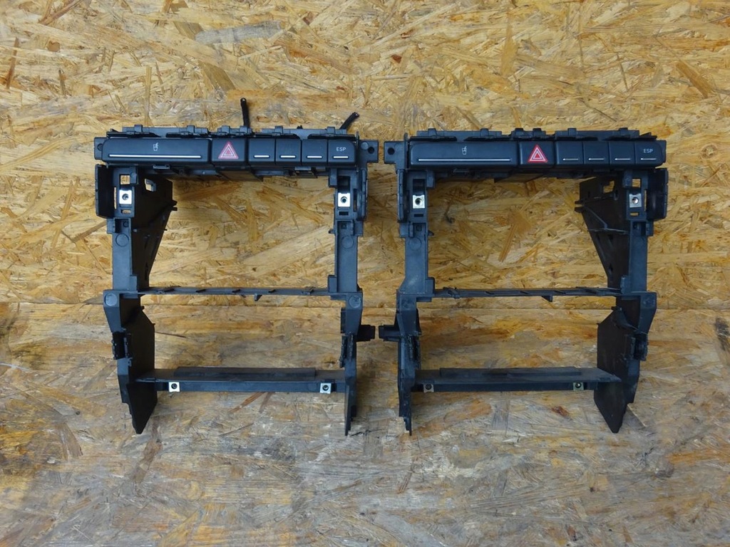 фото №15, Audi a4 b7 рамка кронштейн корзина радио переключатели аварийная 2-din 8e0858005f