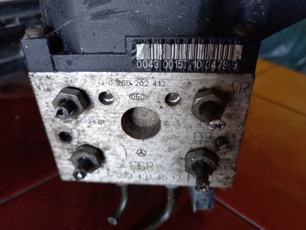 0265202412 насос abs mercedes w168 1.6 Оригинал