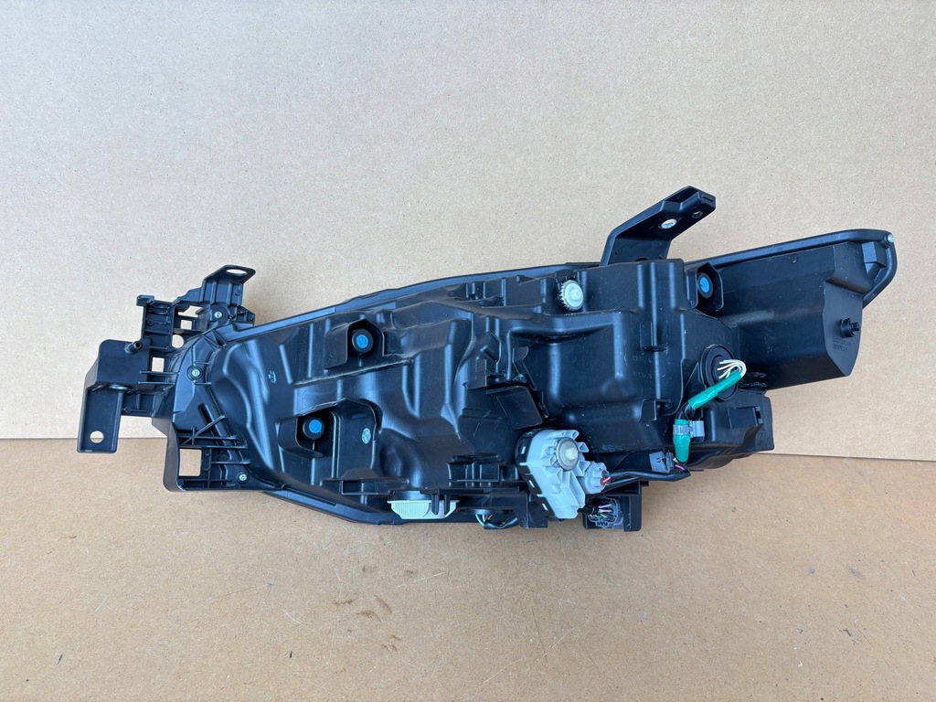 фото №6, Лампа full led правая перед mazda 6 18-21