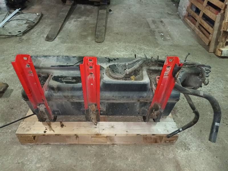 Купить Бак adblue kompletny scania r 2173142 scania r