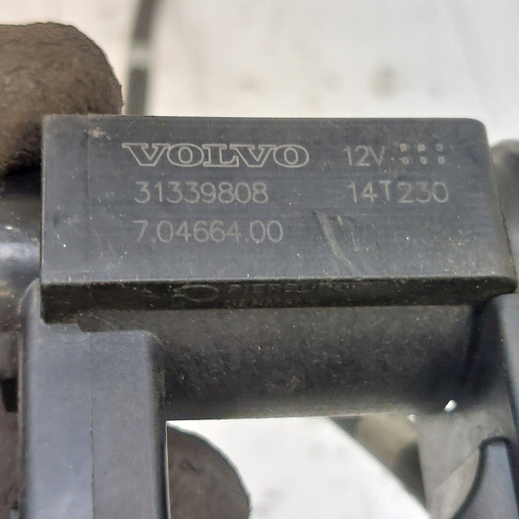 фото №10, Volvo v40 ii 2,0d клапан регулятор вакууму 31339808 70466400