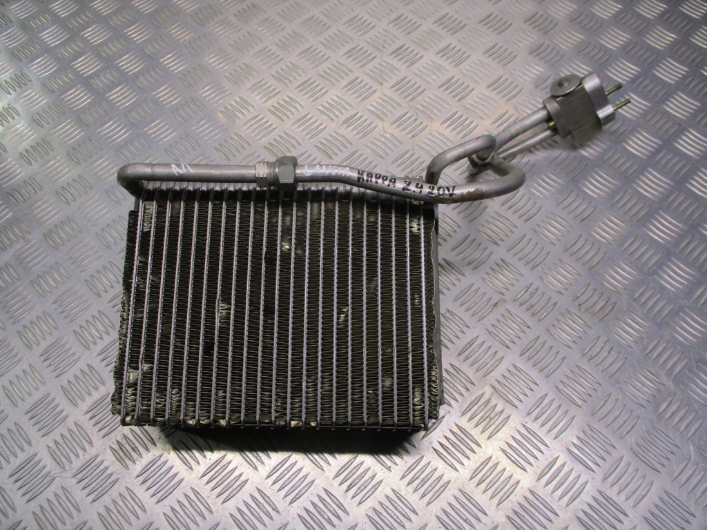 фото №1, Радиатор отопителя lancia kappa 2.4 tds