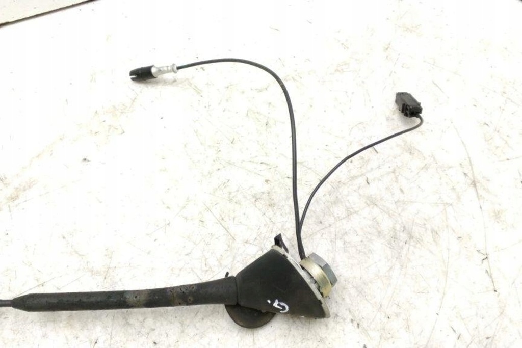 фото №10, Антенна alfa romeo gt 937_ 51723587 1.9l дизель 110kw 2005