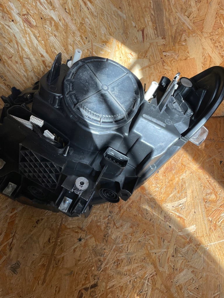 фото №15, Лампа права bi ксенон поворотний bmw f22!