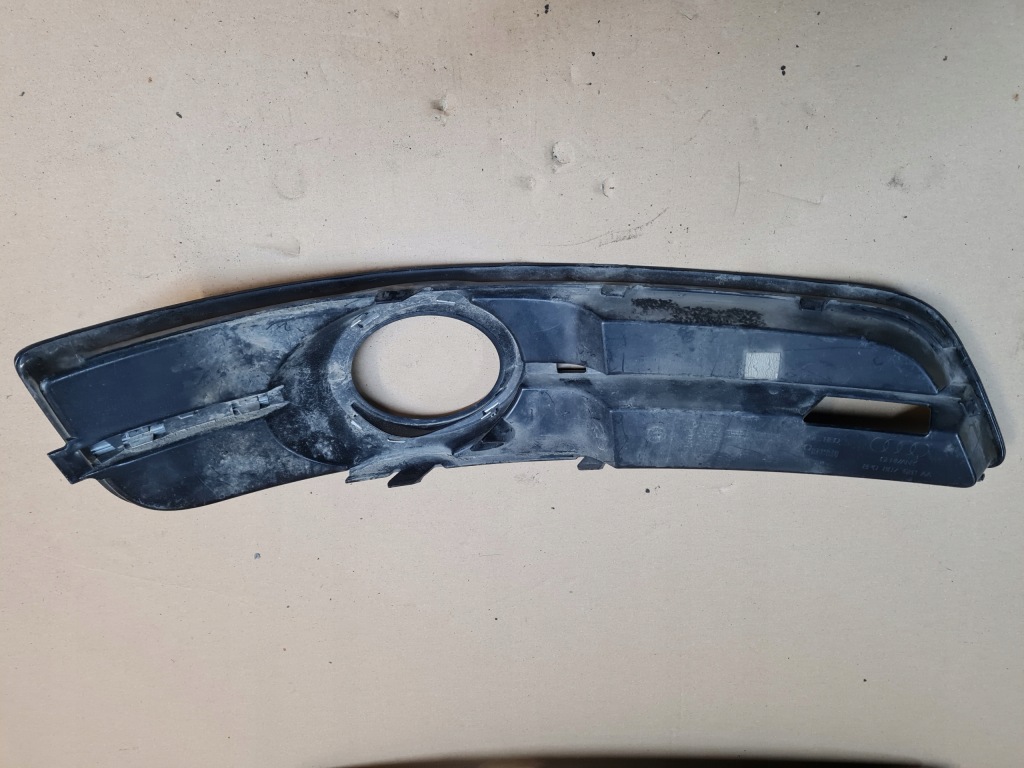 Купить Audi a3 рестайлинг  8p0 решётка левая бампер перед оригинал