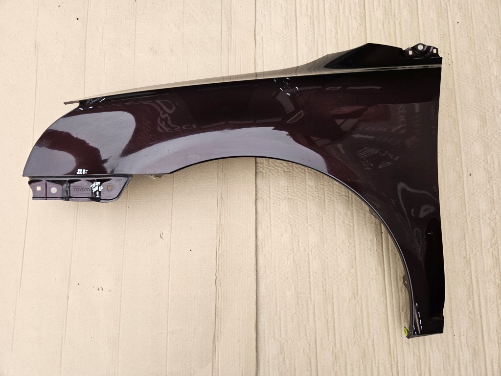 фото №1, Toyota avensis t25 06-08 крыло левый 3n0