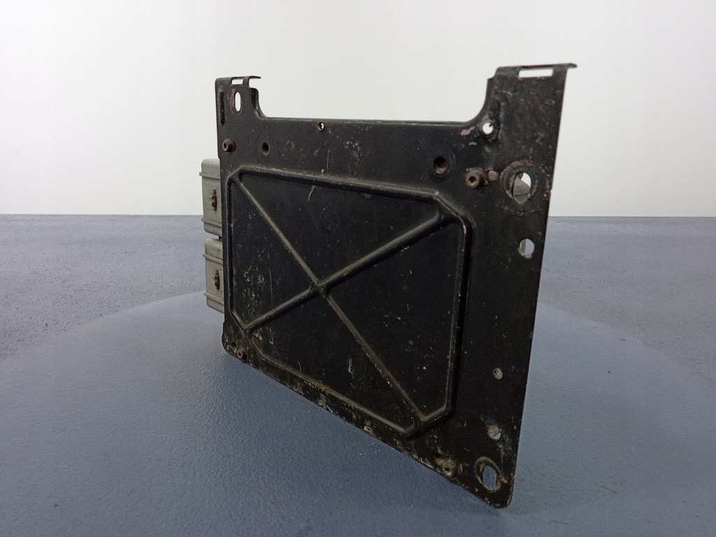 фото №4, Pt cruiser 2.4 b блок керування двигуна p05033120ad