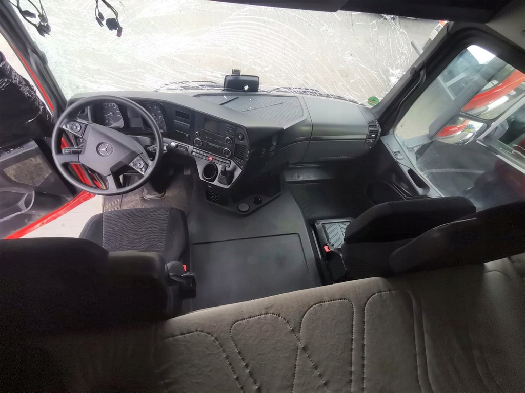 фото №1, Комплектная переходник салона do праворульная mercedes actros arocs узкая кабина