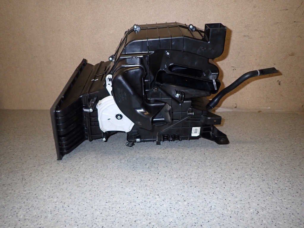 фото №8, Kia sportage ii crdi 04- корпус вентилятора