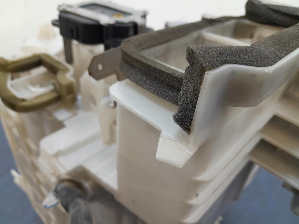 фото №10, Subaru outback iii отопитель 72110ag131