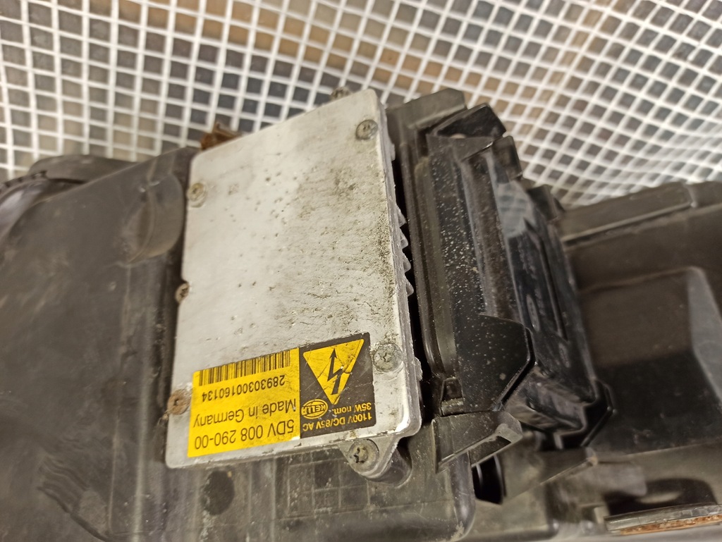 фото №8, Audi a8 d3 lift лампа bixenon права led некерована drl europa