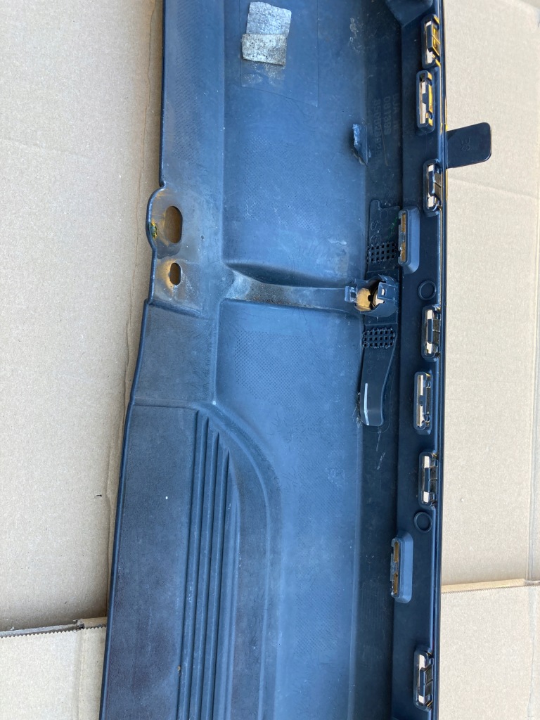 фото №10, Renault clio v e-tech dokłatka дифузор бампера задня orygi.