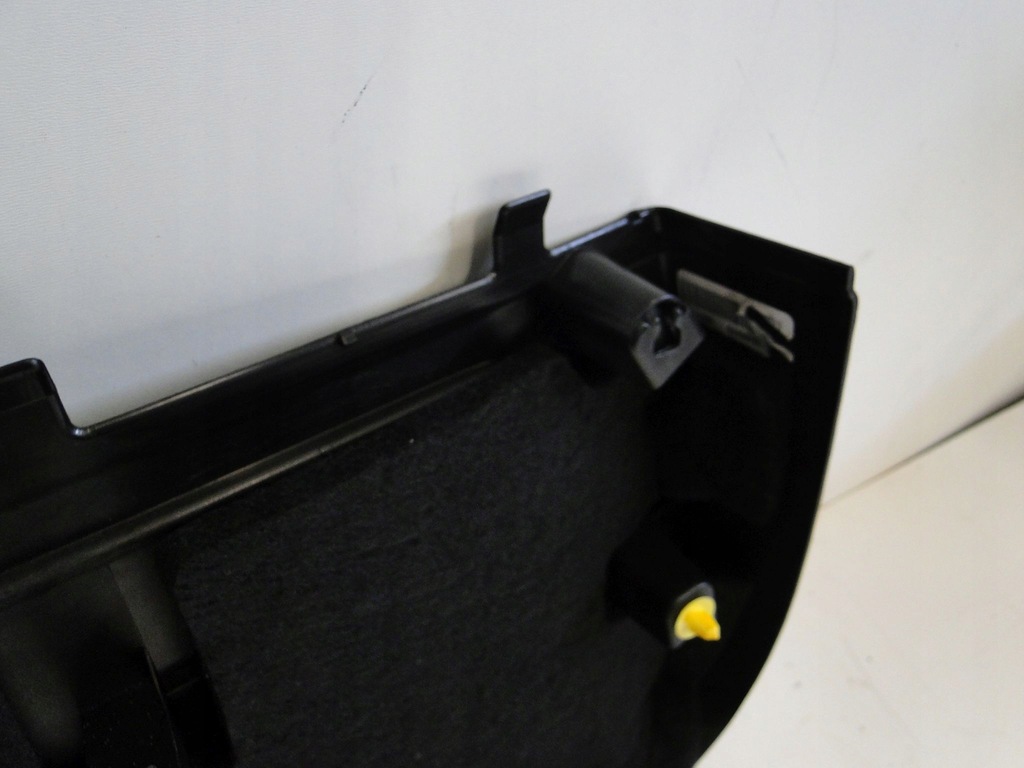 фото №5, Mercedes gl 166 x166 обивка крышки багажника