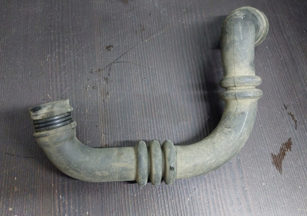 фото №2, Renault clio iii труба шланг інтеркулер 8200519298